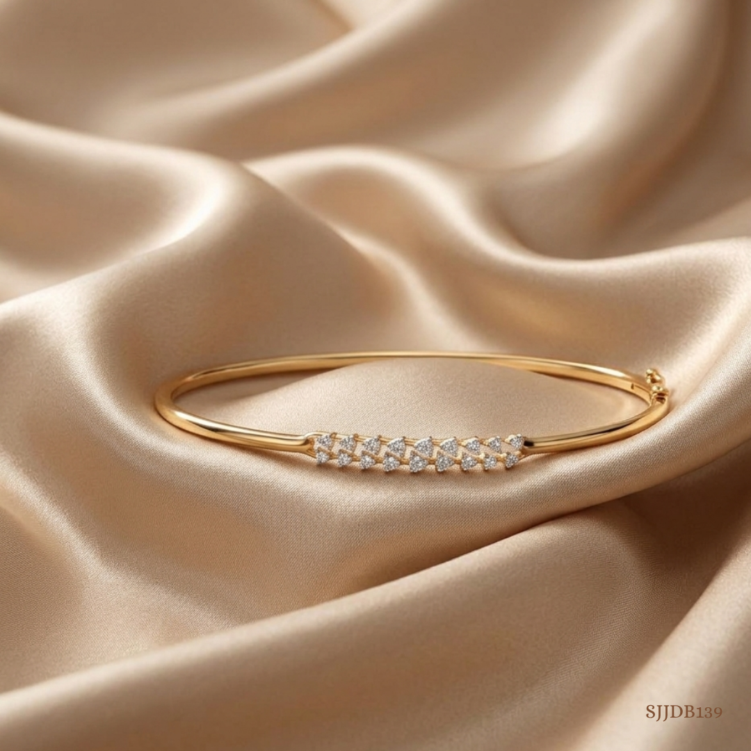SJJDB139 | Linear Sparkle Diamond Contemporary Bangle