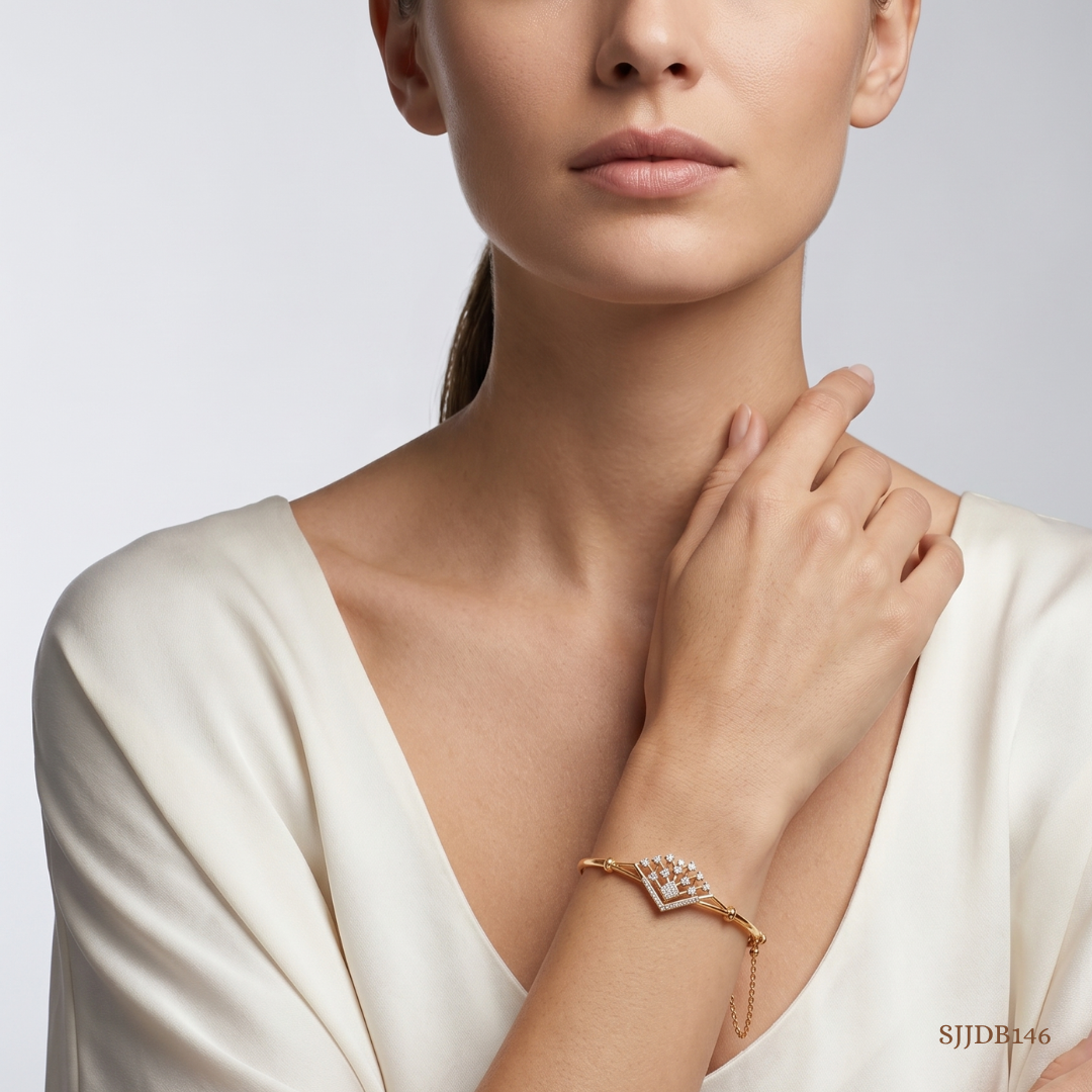 SJJDB146 | Frosted Crown Diamond Statement Bangle