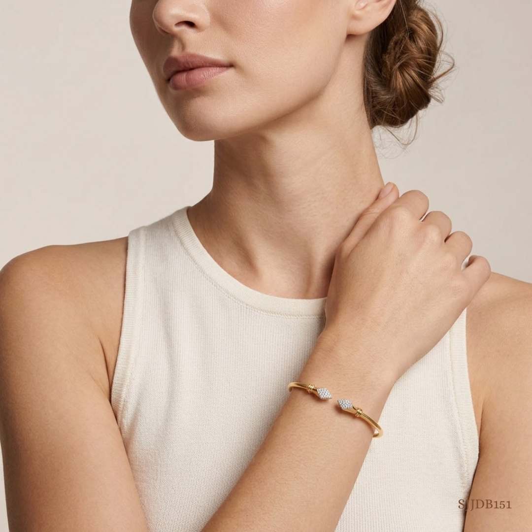 SJJDB151 | Arrow Diamond Modern Statement Bangle