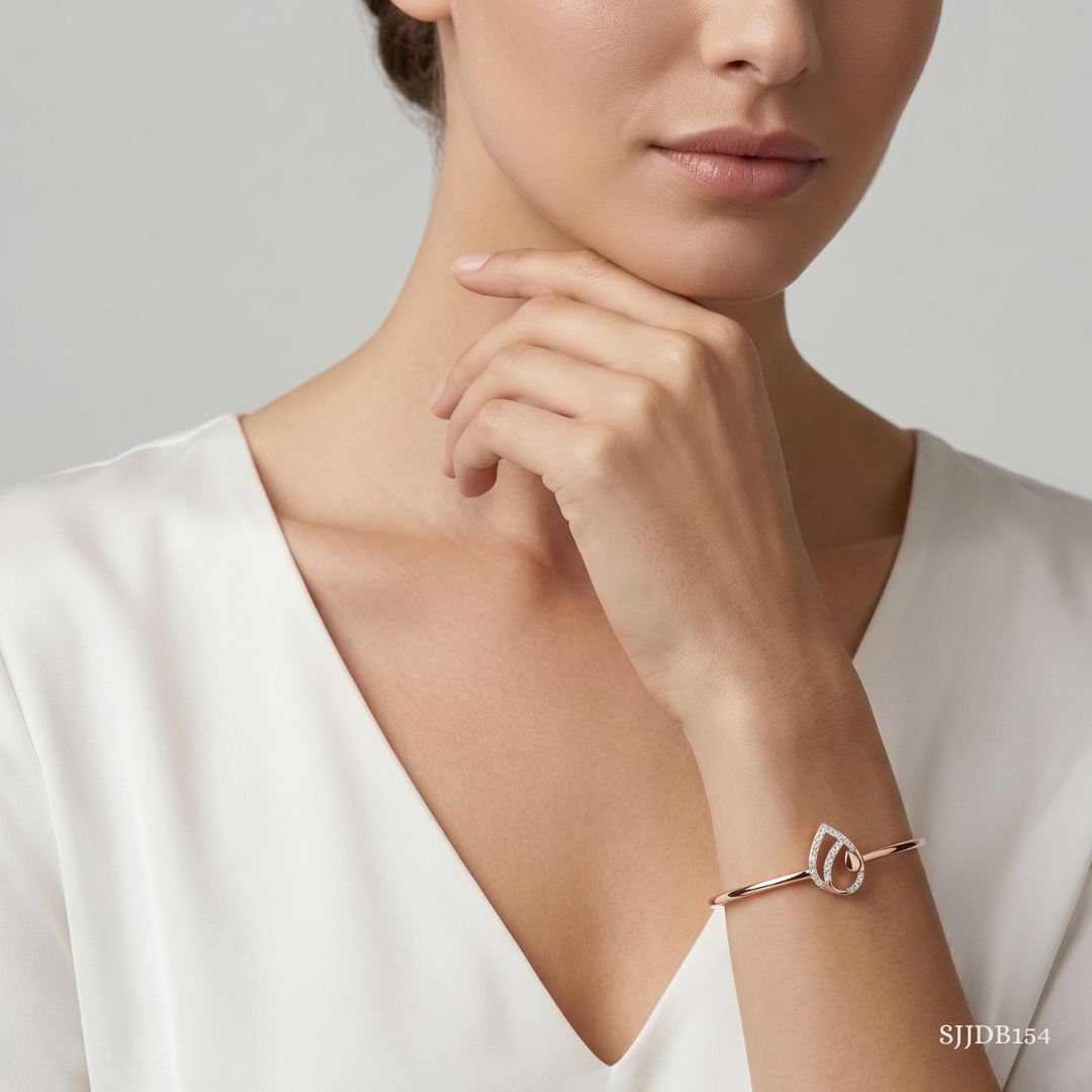 SJJDB154 | Teardrop Diamond Elegant Designer Bangle