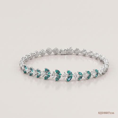 SJJDBRT136 | Intricate Vine Diamond Bracelet