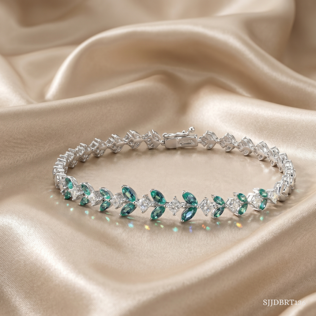 SJJDBRT136 | Intricate Vine Diamond Bracelet