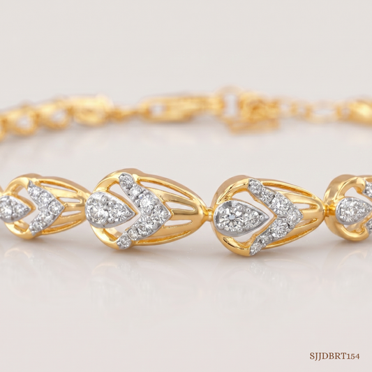 SJJDBRT154 | Gleam Loop Diamond Bracelet