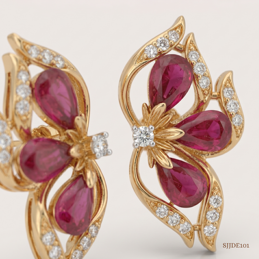 SJJDE101 | Petal Swirl Diamond Stud Earrings