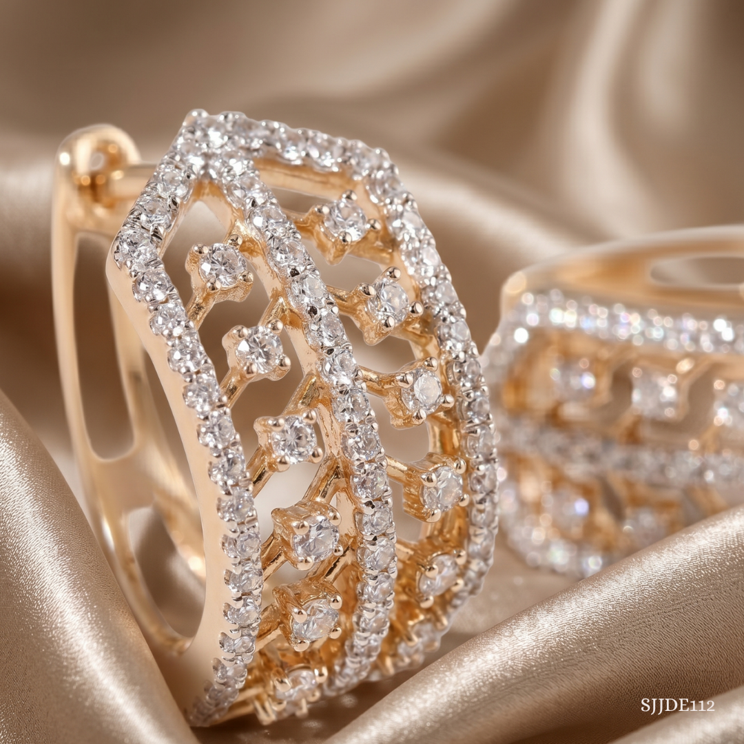 SJJDE112 | Chevron Diamond Hoop Earrings