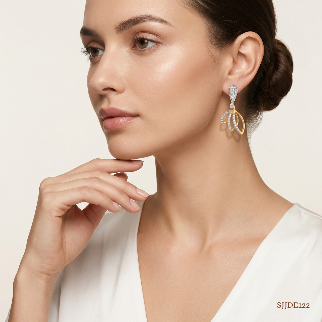SJJDE122 | Graceful Cascade Diamond Drop Earrings