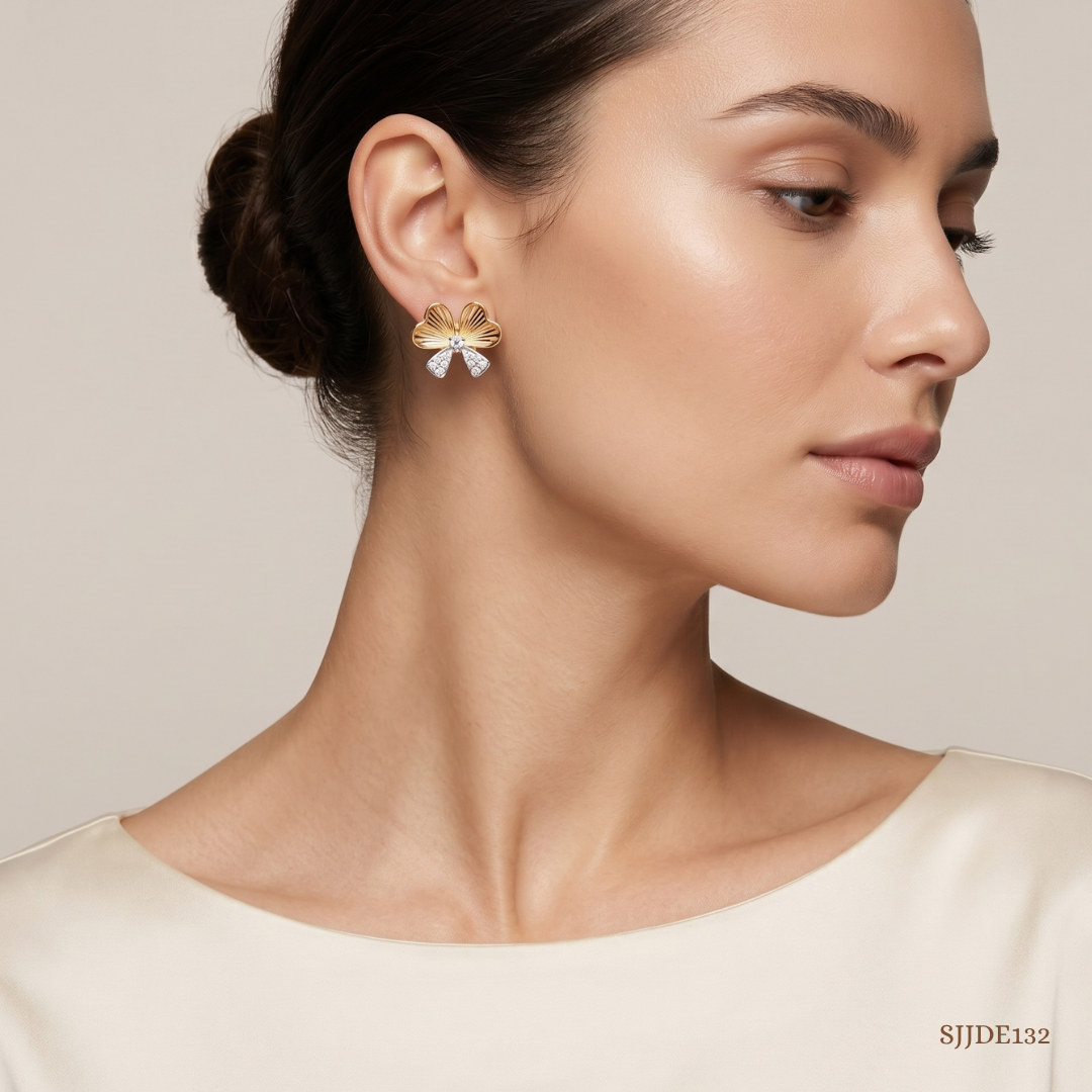 SJJDE132 | Spectrum Bloom Diamond Stud Earrings
