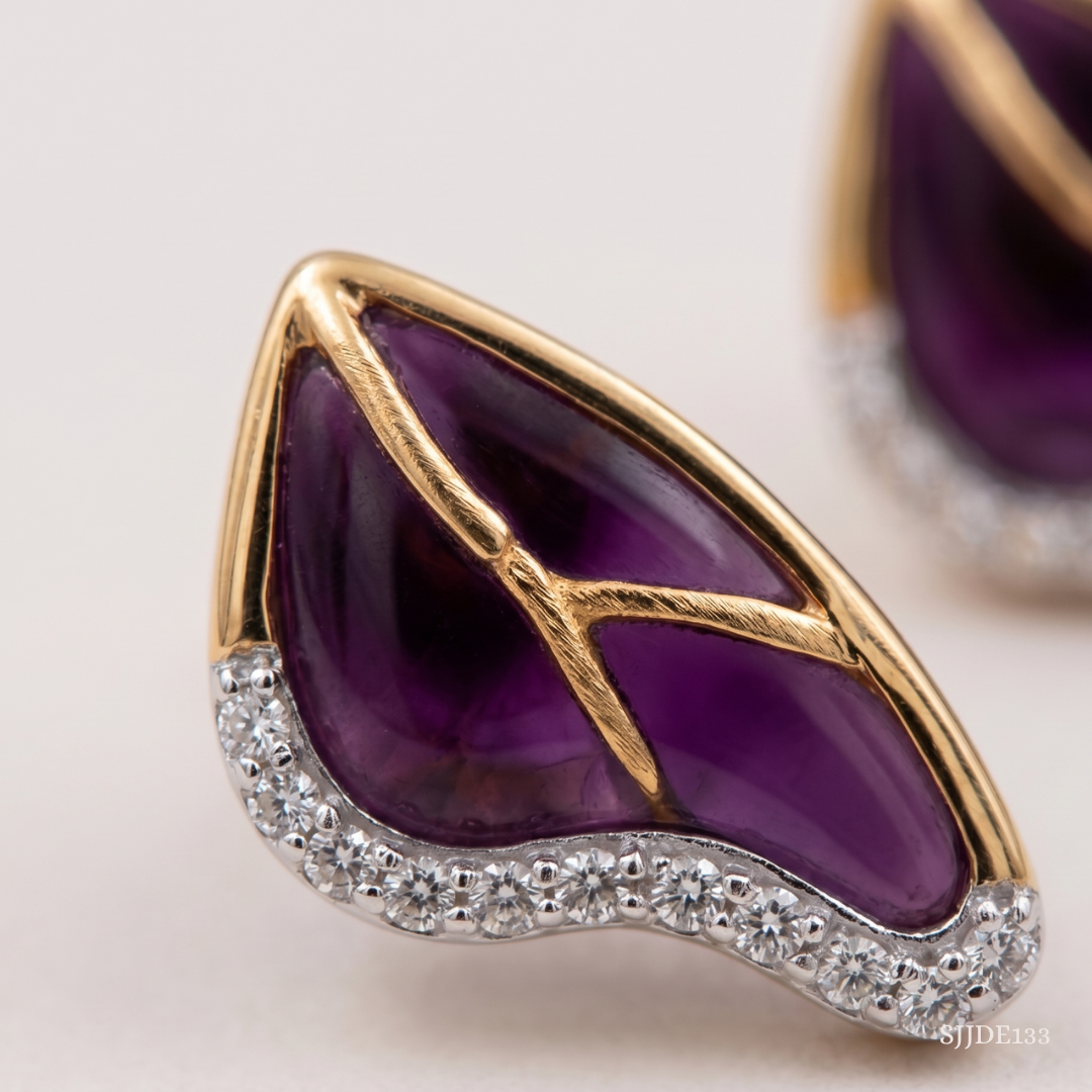 SJJDE133 | Fluid Wing Diamond Stud Earrings