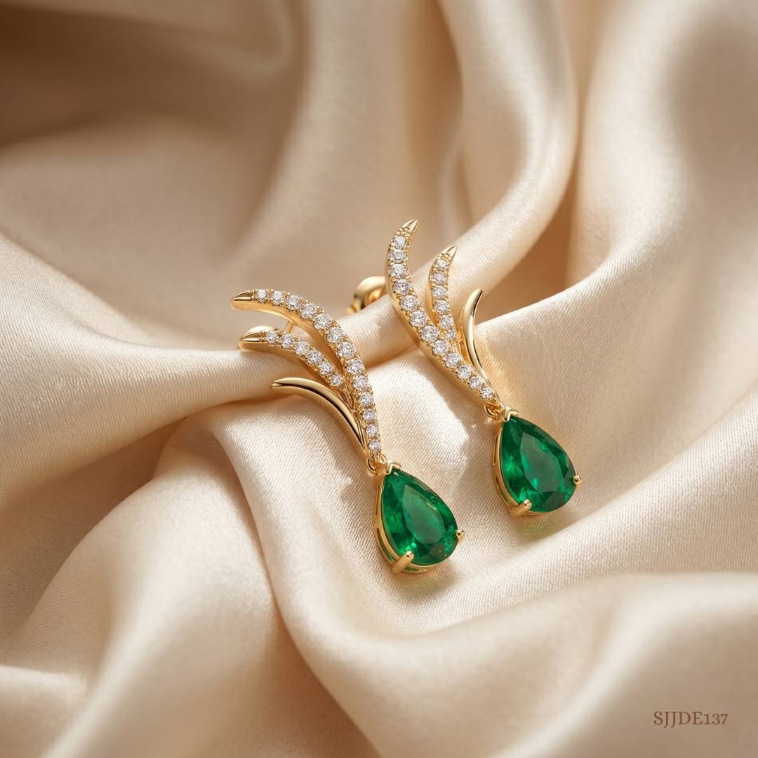 SJJDE137 | Enchanted Whirl Diamond Drop Earrings
