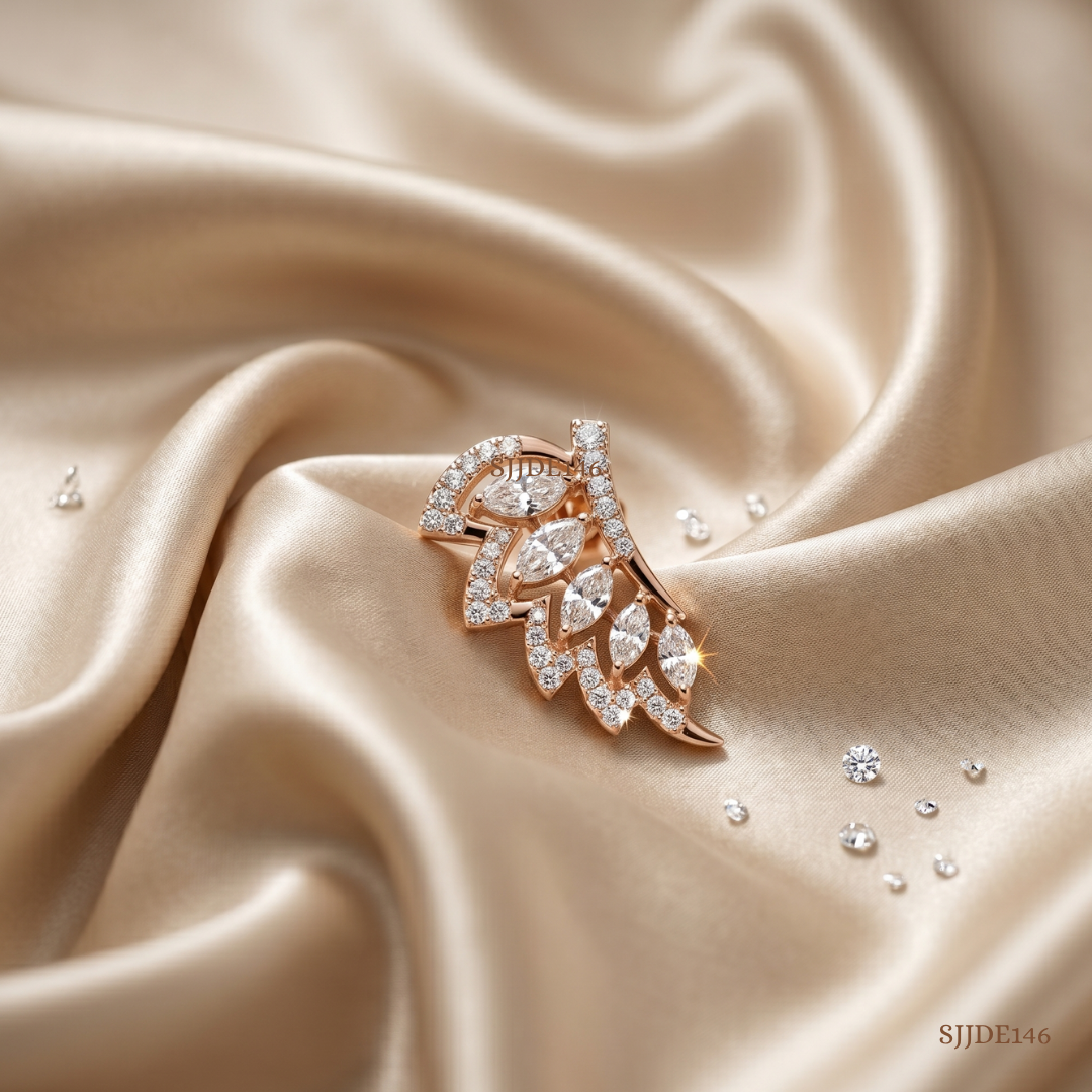 SJJDE146 | Sculpted Leaf Diamond Stud Earrings