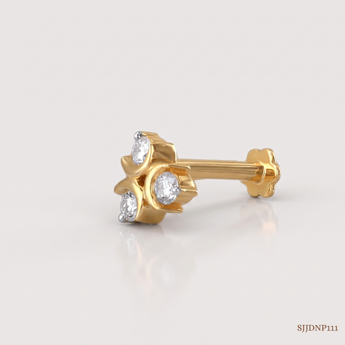 SJJDNP111 | Triangular Gleam Diamond Modern Nose Pin