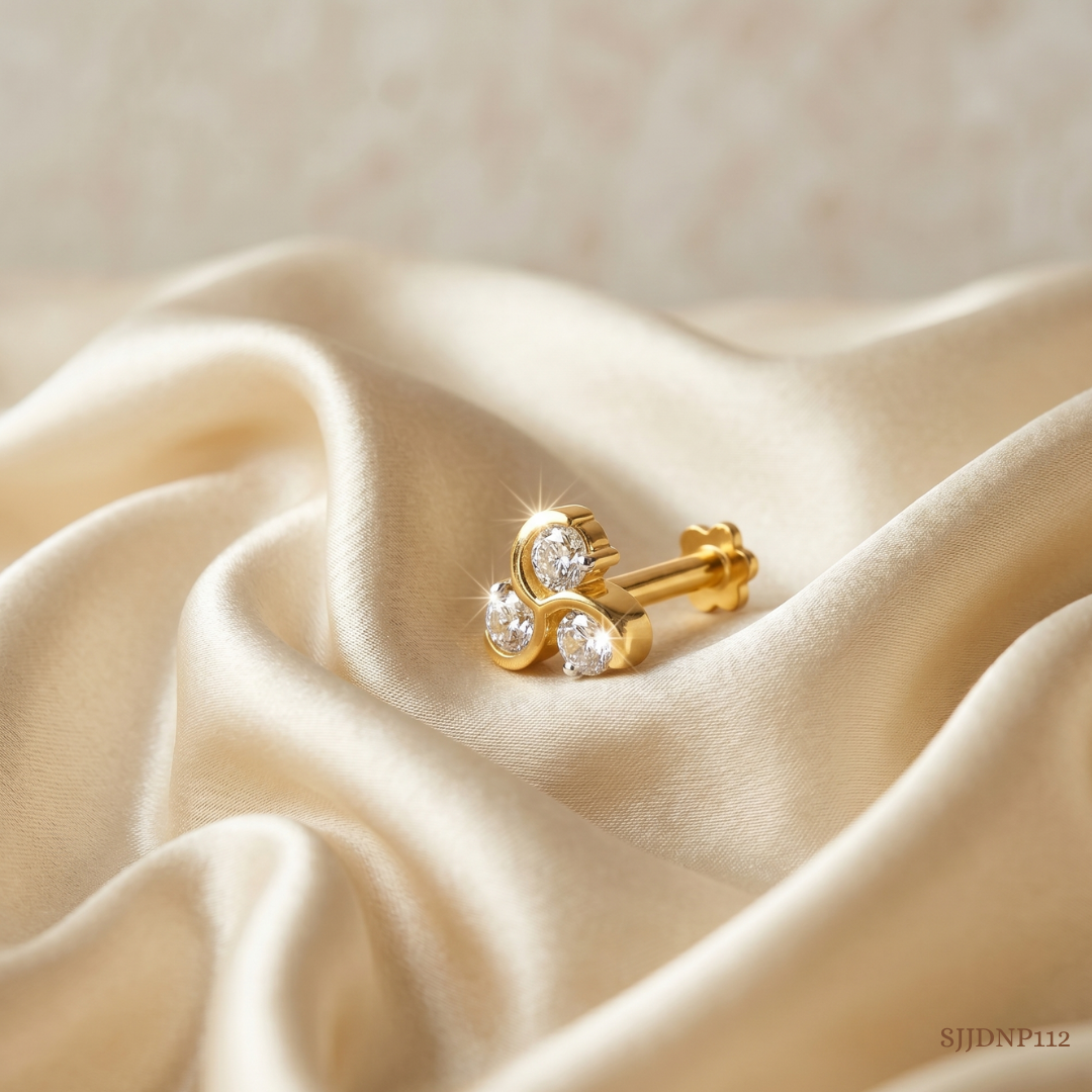 SJJDNP112 | Gleaming Cluster Diamond Statement Nose Pin