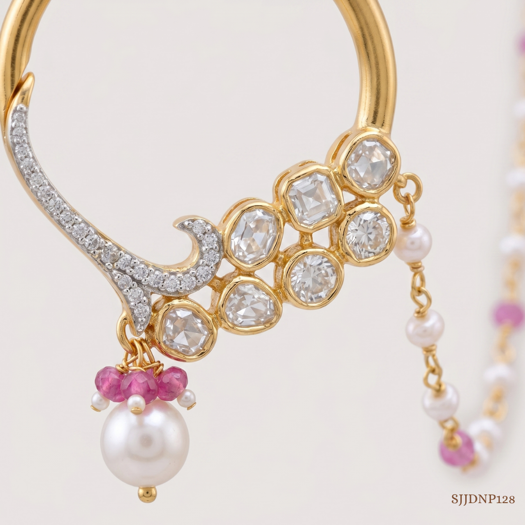 SJJDNP128 | Blushing Halo Diamond Floral Nose Pin