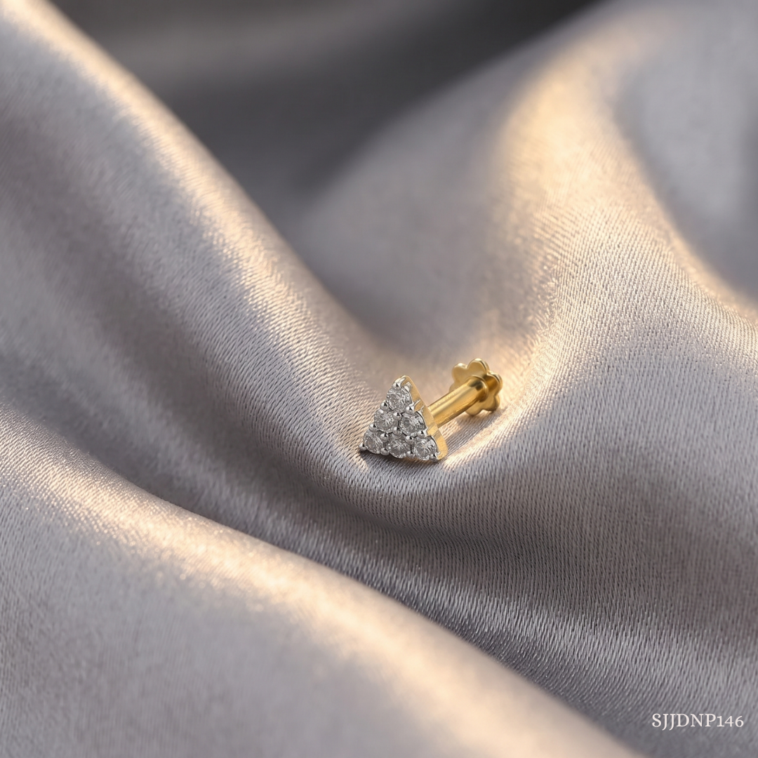 SJJDNP146 | Tiny Spark Diamond Elegant Nose Pin