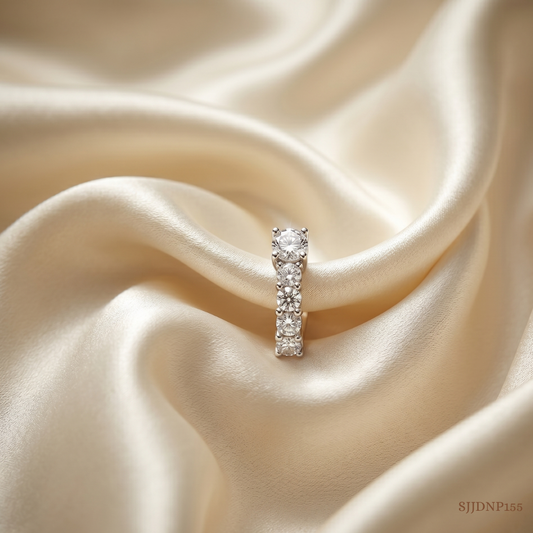 SJJDNP155 | Brilliant Diamond Statement Nose Ring