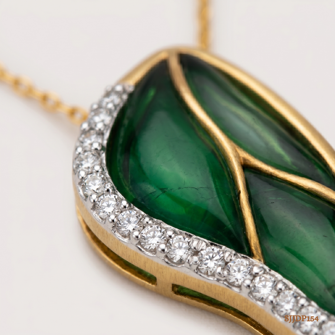 SJJDP154 | Winged Elegance Diamond Designer Pendant