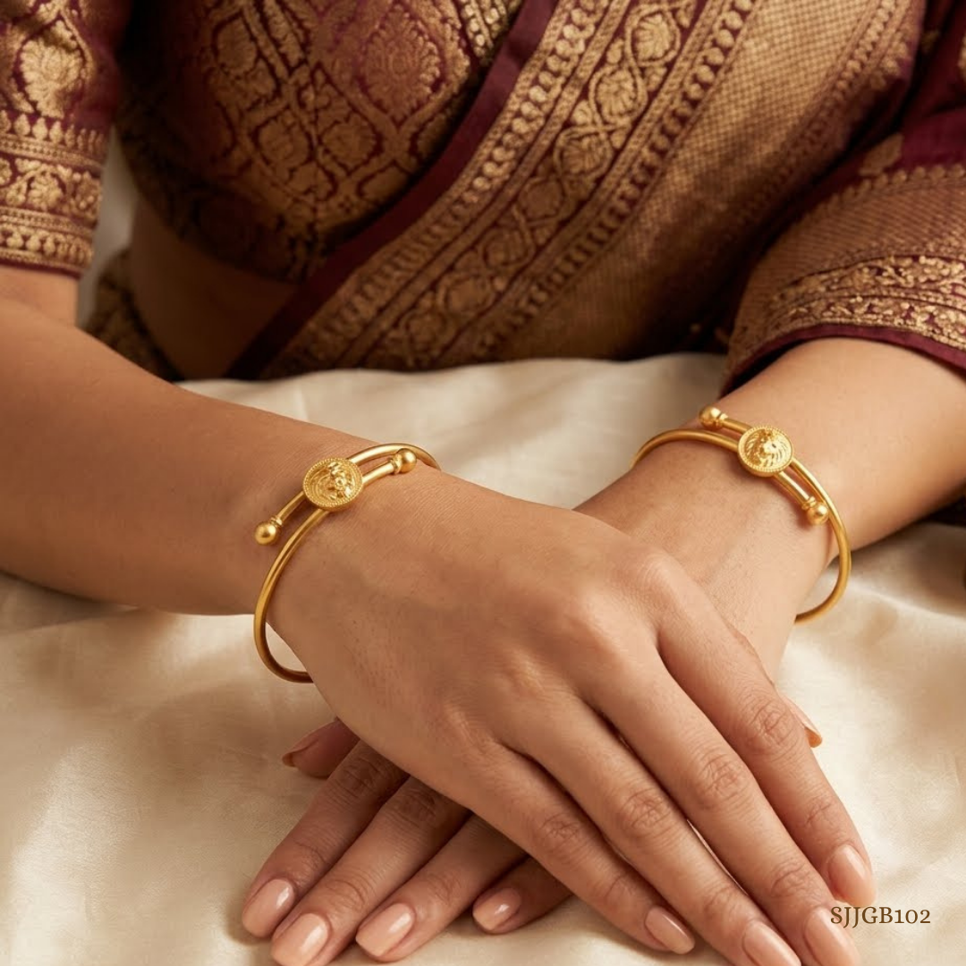 SJJGB102 | Everlasting Grace Elegant Gold Bangle for Timeless Luxury Styling
