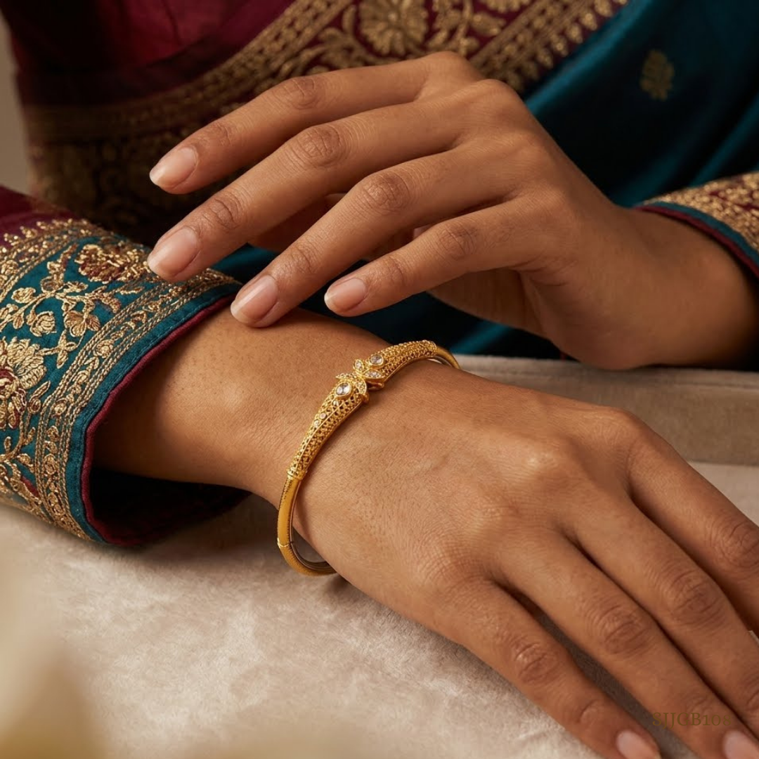 SJJGB108 | Lattice Crest Designer Gold Bangle with Artistic Openwork Pattern
