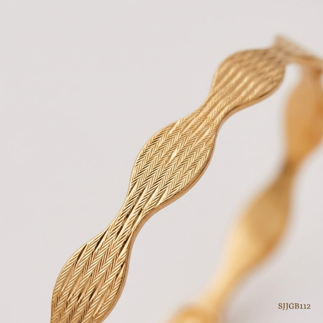 SJJGB112 | Textured Wave Contemporary Gold Bangle with Premium Finish