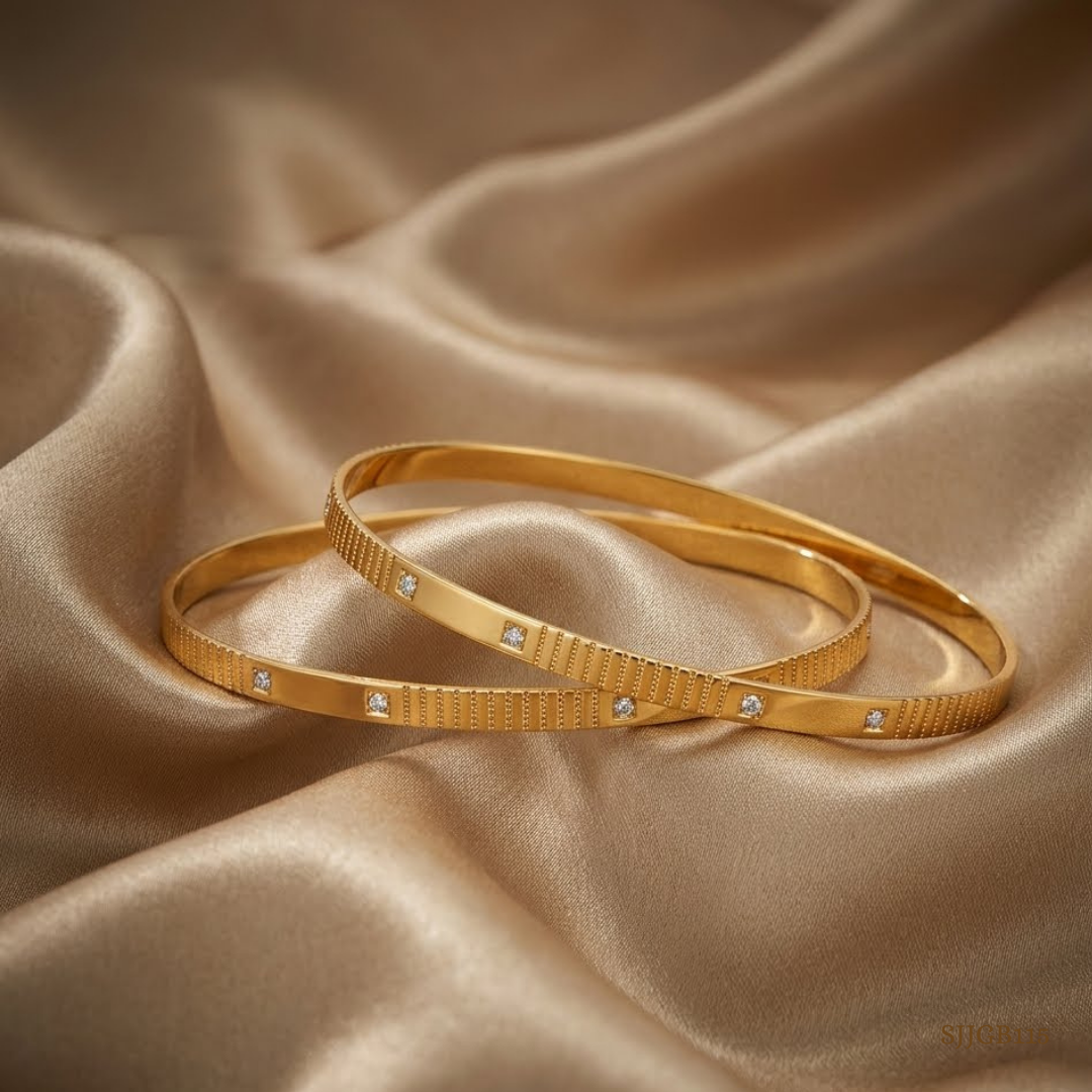 SJJGB115 | Bold Touch Statement Gold Bangle with Contemporary Appeal