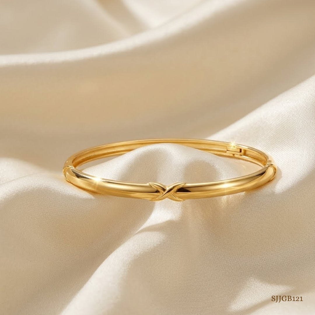 SJJGB121 | Elegant Designer Gold Bangle with Timeless Luxury Appeal