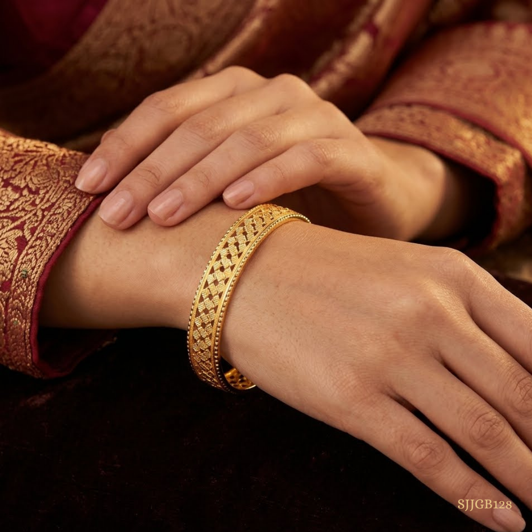 SJJGB128 | Intricately Ornate Gold Bangles with Heritage-Inspired Craftsmanship