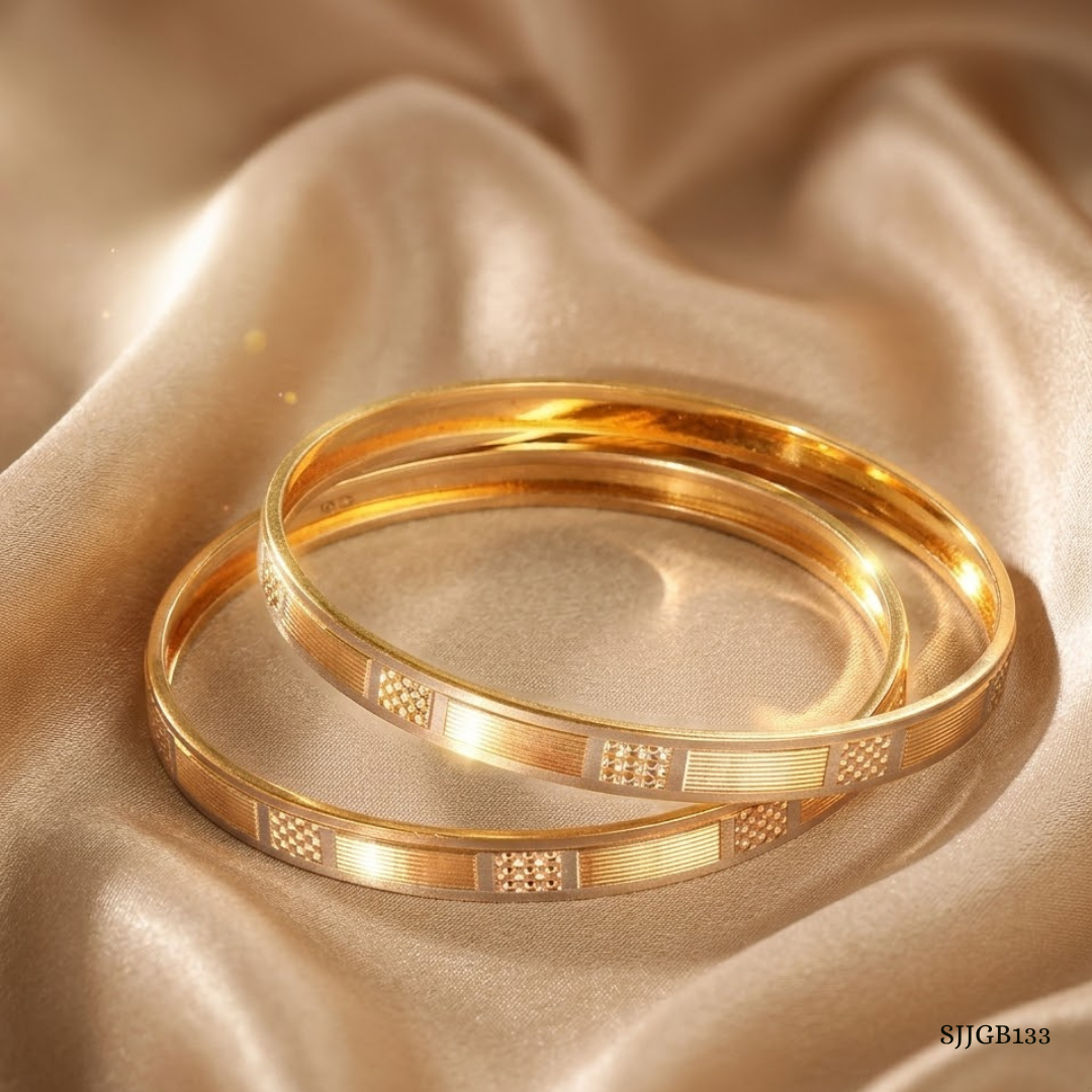 SJJGB133 | Modish Yellow Gold Carved Bangles with Artistic Detailing