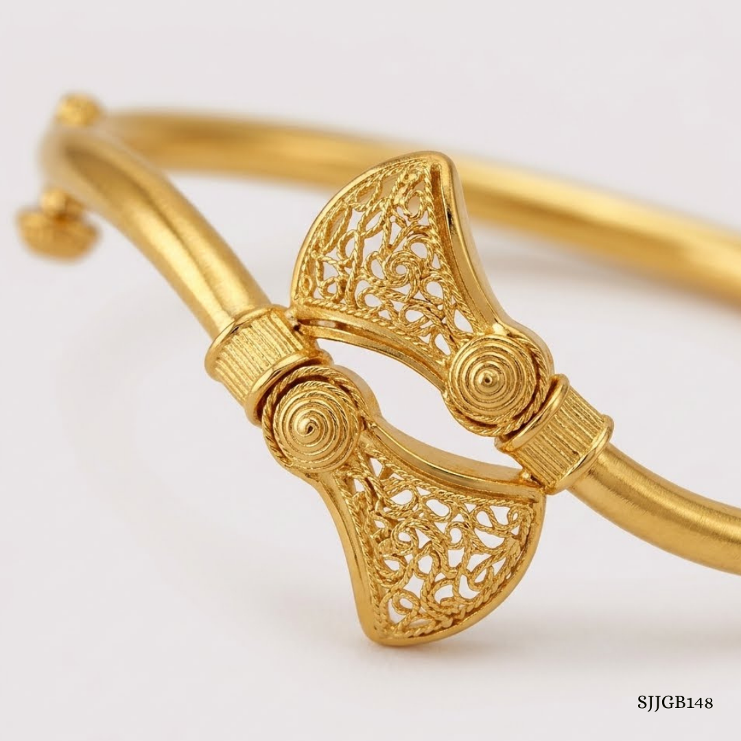 SJJGB148 | Splendid Filigree Work Gold Bangle with Heritage Craftsmanship
