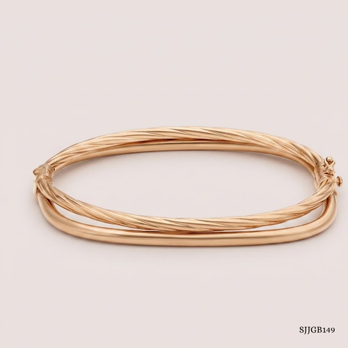 SJJGB149 | Urbane Yellow Gold Ribbed Bangle with Modern Luxury Texture