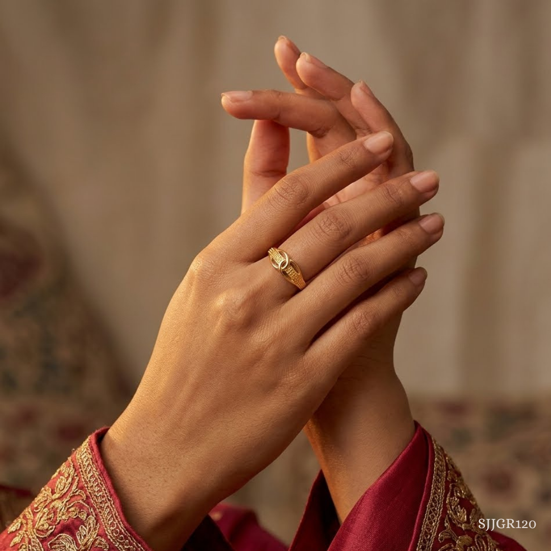 SJJGR120 | Knot Flow Contemporary Twisted Gold Ring with Stylish Detailing