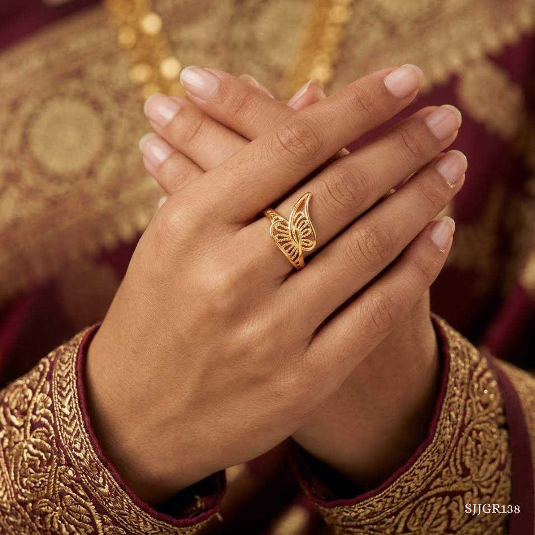 SJJGR138 | Petal Arc Floral Gold Ring with Elegant Sculpted Craftsmanship