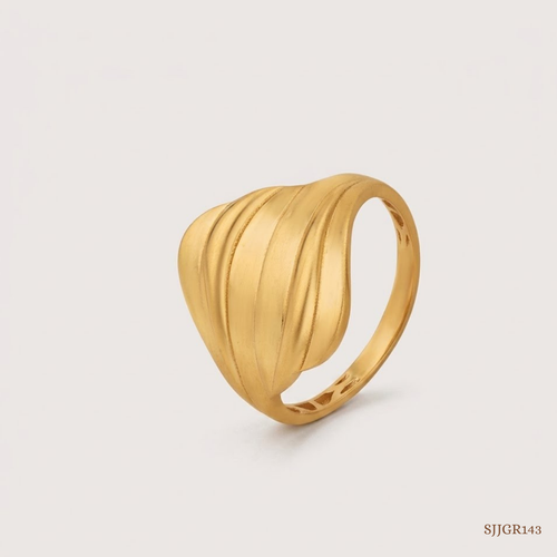 SJJGR143 | Crest Curve Stylish Sculpted Gold Ring with Modern Elegance
