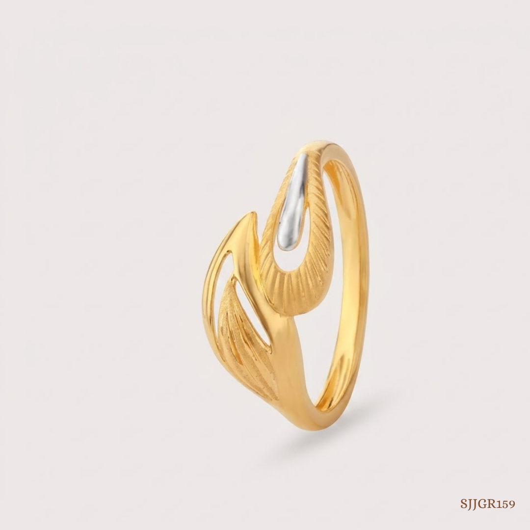 SJJGR159 | Harmony Swirl Stylish Gold Ring with Contemporary Luxury Design